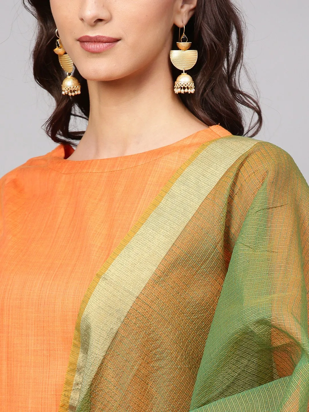 Light  Orange Kurta Set With Pants & Green Contrasting Dupatta