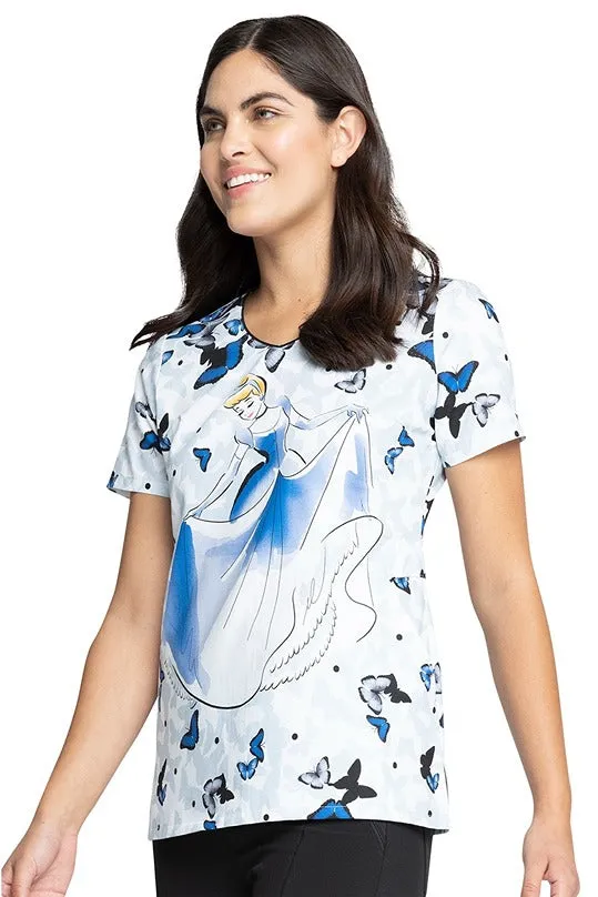 Tooniforms Women's V-Neck Print Scrub Top | All a Flutter