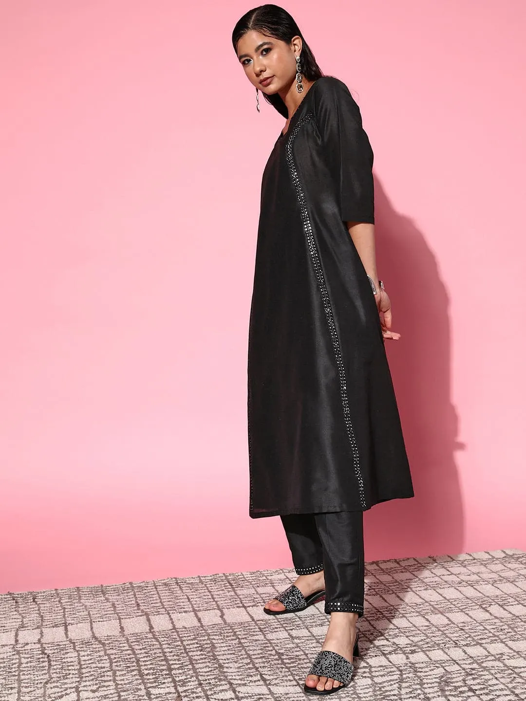 Women Black Mirror Embroidered A-Line Kurta With Pants