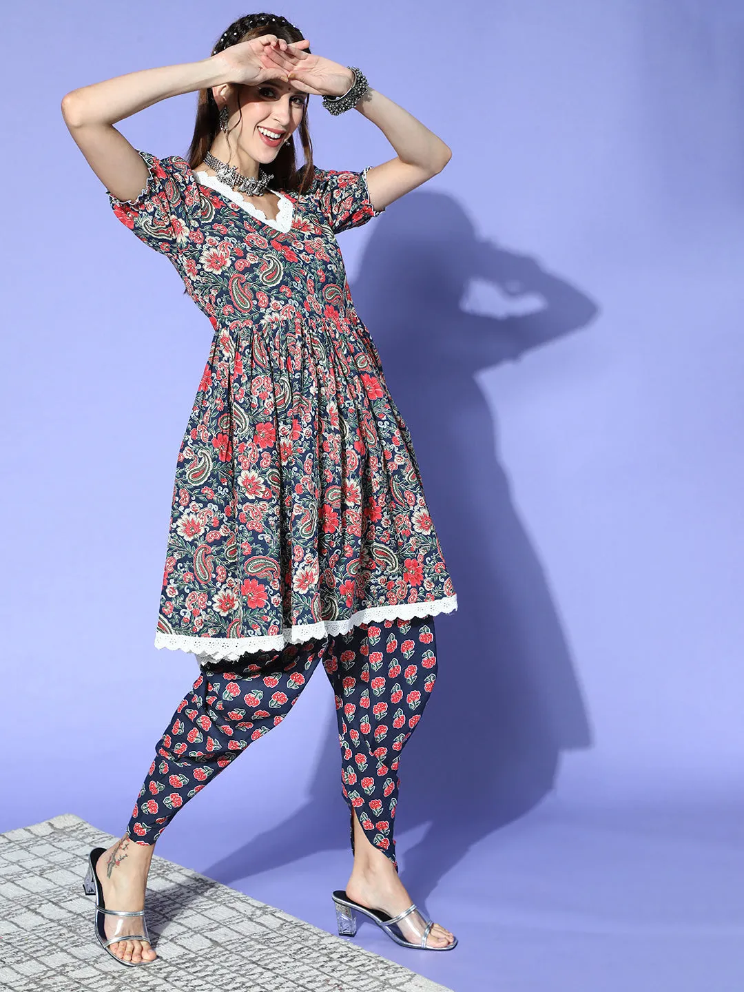 Women Ethnic Motifs Pure Cotton Scalloped Edge Kurta Set