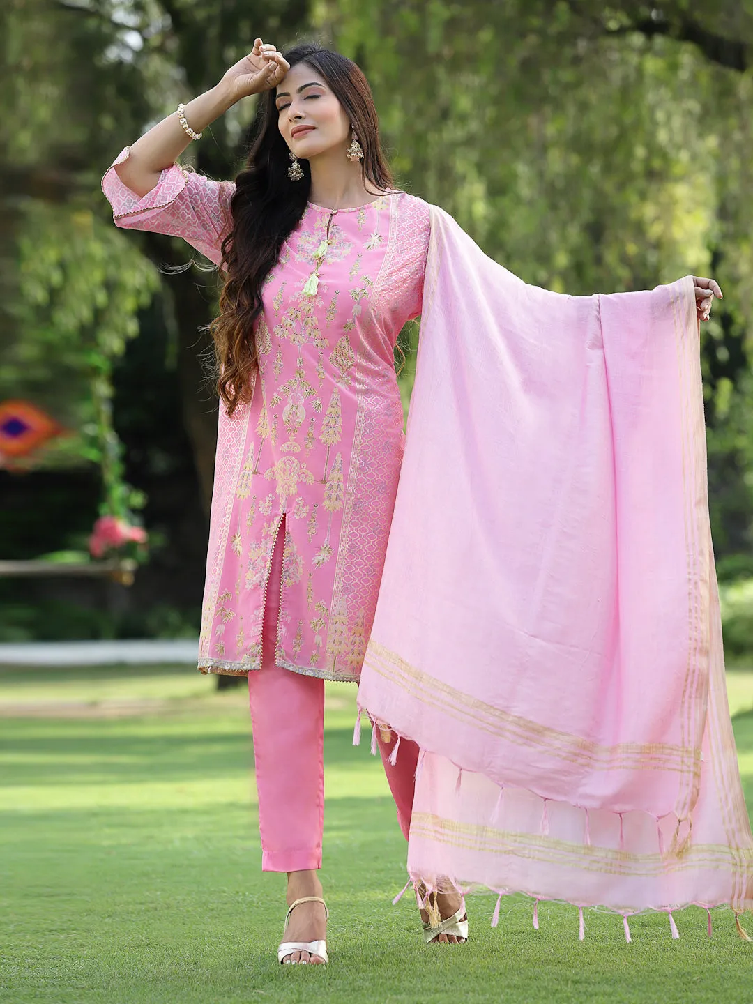 Women Pink Georgette  Kurta Set With Dupatta