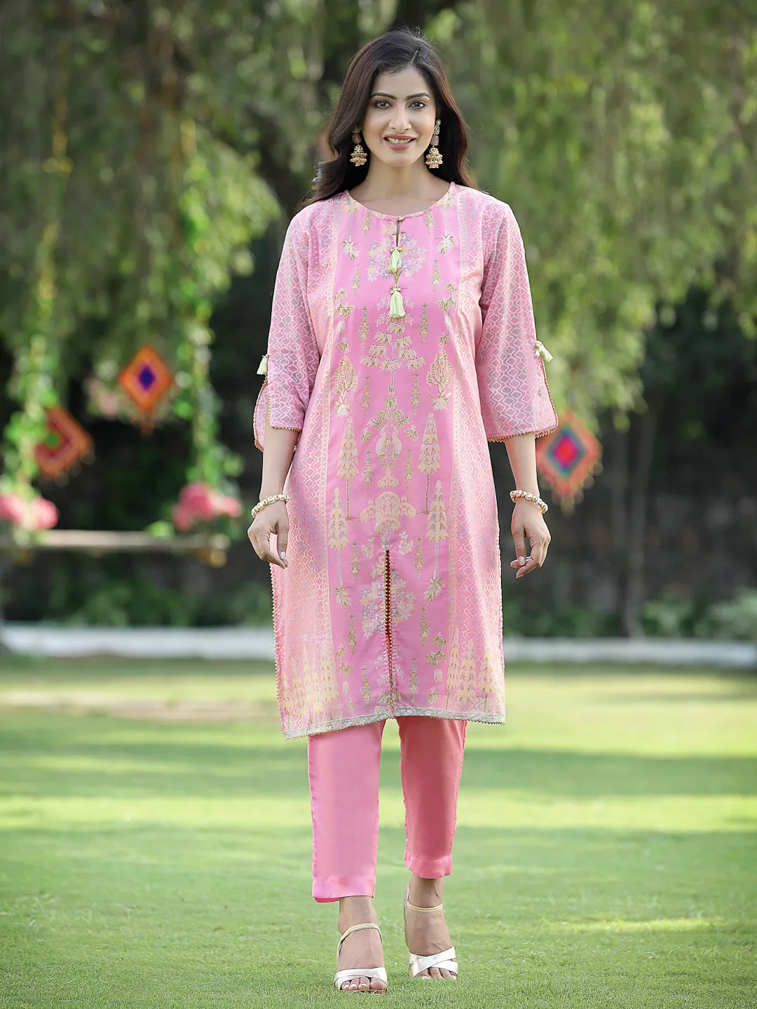 Women Pink Georgette  Kurta Set With Dupatta